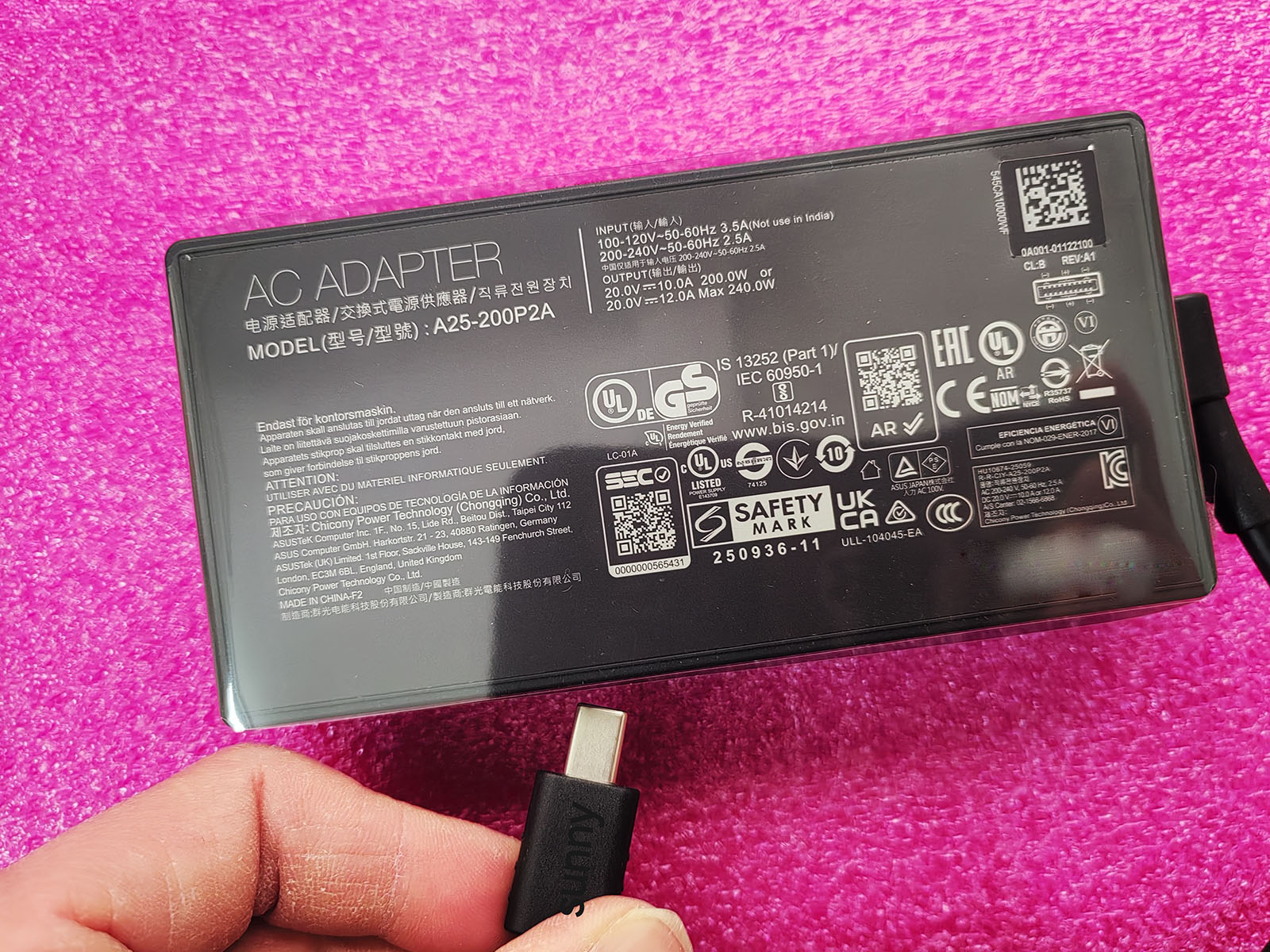 NEW OEM A25-200P2A Rectangle C - Pc Gaming Asus Rog recension och pris